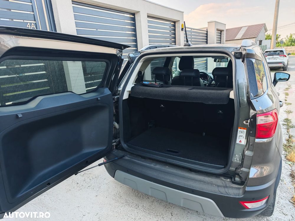 Ford EcoSport - 11