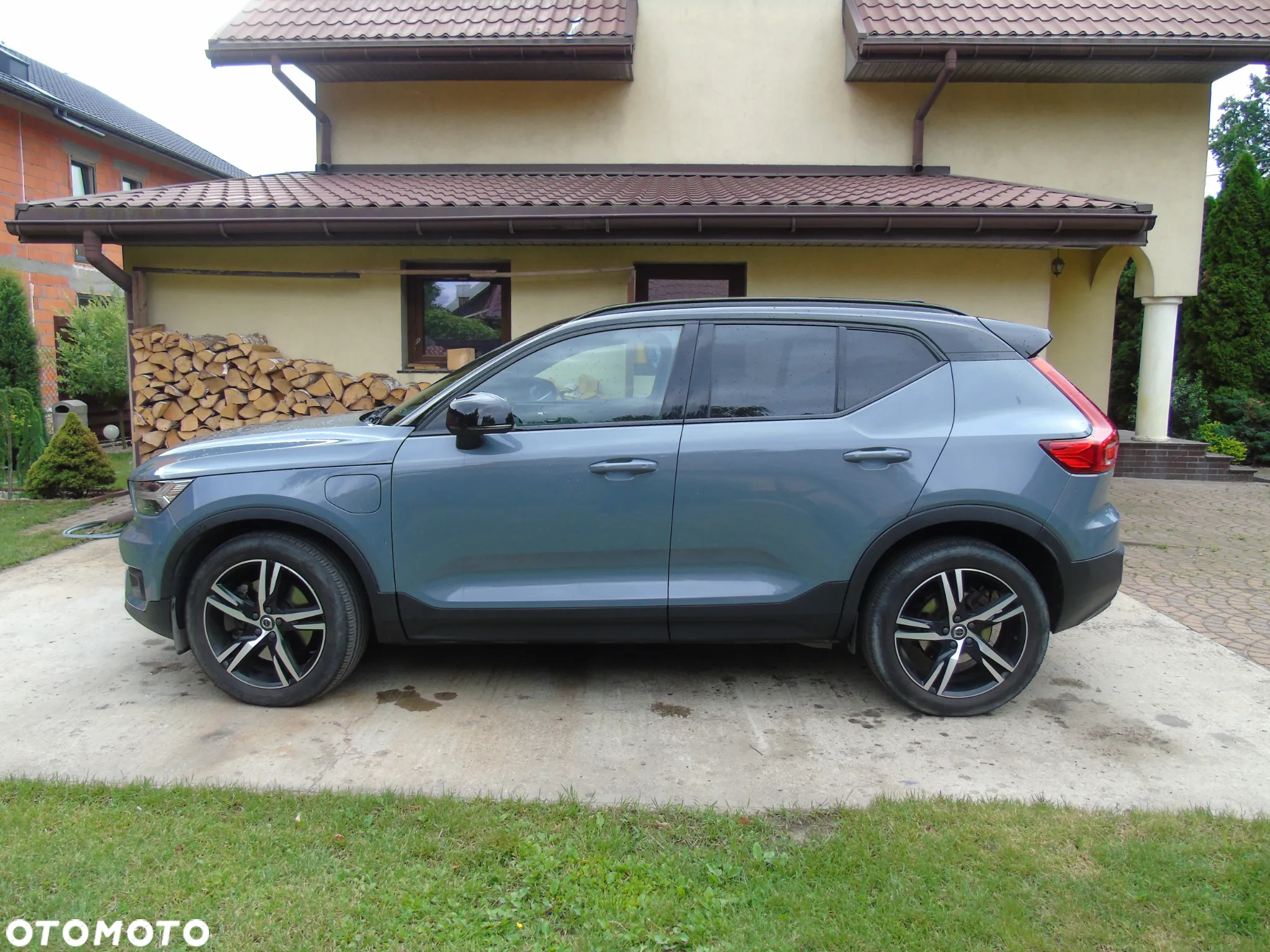 Volvo XC 40 T4 Plug-In Hybrid R-Design - 8