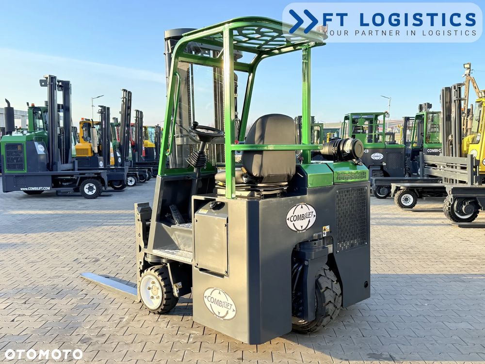 Combilift WÓZEK CZTEROKIERUNKOWY - WIELOKIERUNKOWY | COMBILIFT C2500CB | DIESEL | TRIPLEX 5500MM | POZYCJONER WIDEŁ | PRZESUW BOCZNY | WOLNY SKOK | STAN IDEALNY | Szeroka oferta wózków czterokierunkowych i bocznych, dopasowanych do różnorodnych potrzeb i zastosowań - 8