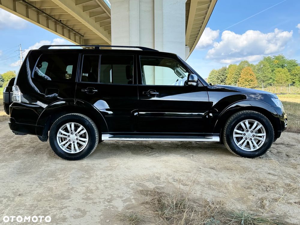 Mitsubishi Pajero 3.2 DID Instyle - 12