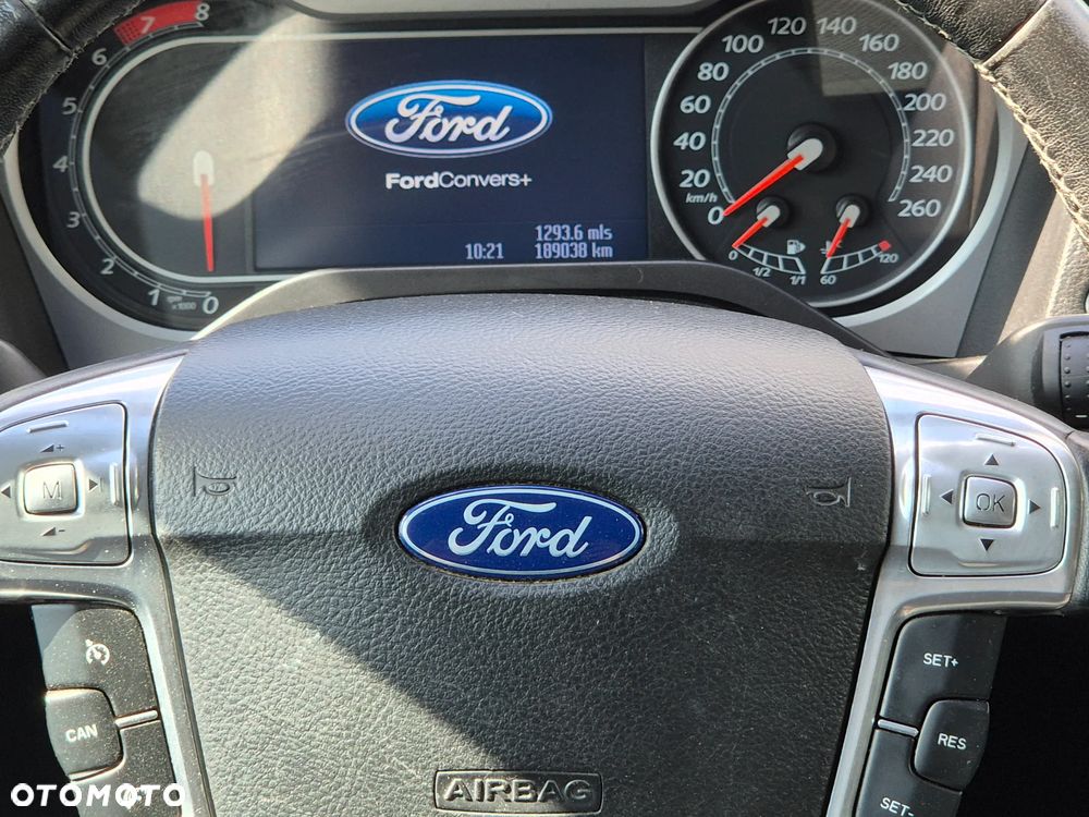 Ford S-Max 2.0 EcoBoost Titanium - 28