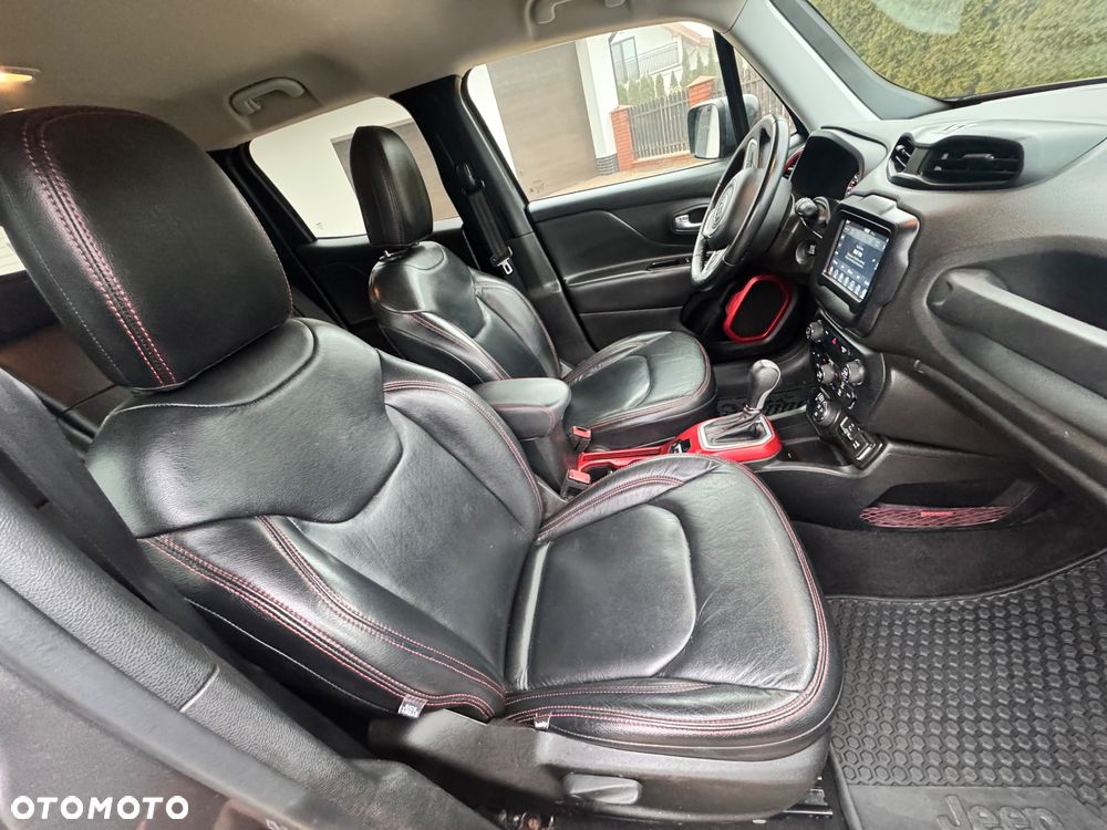 Jeep Renegade 1.3 GSE T4 Turbo Limited 4x4 S&S - 24