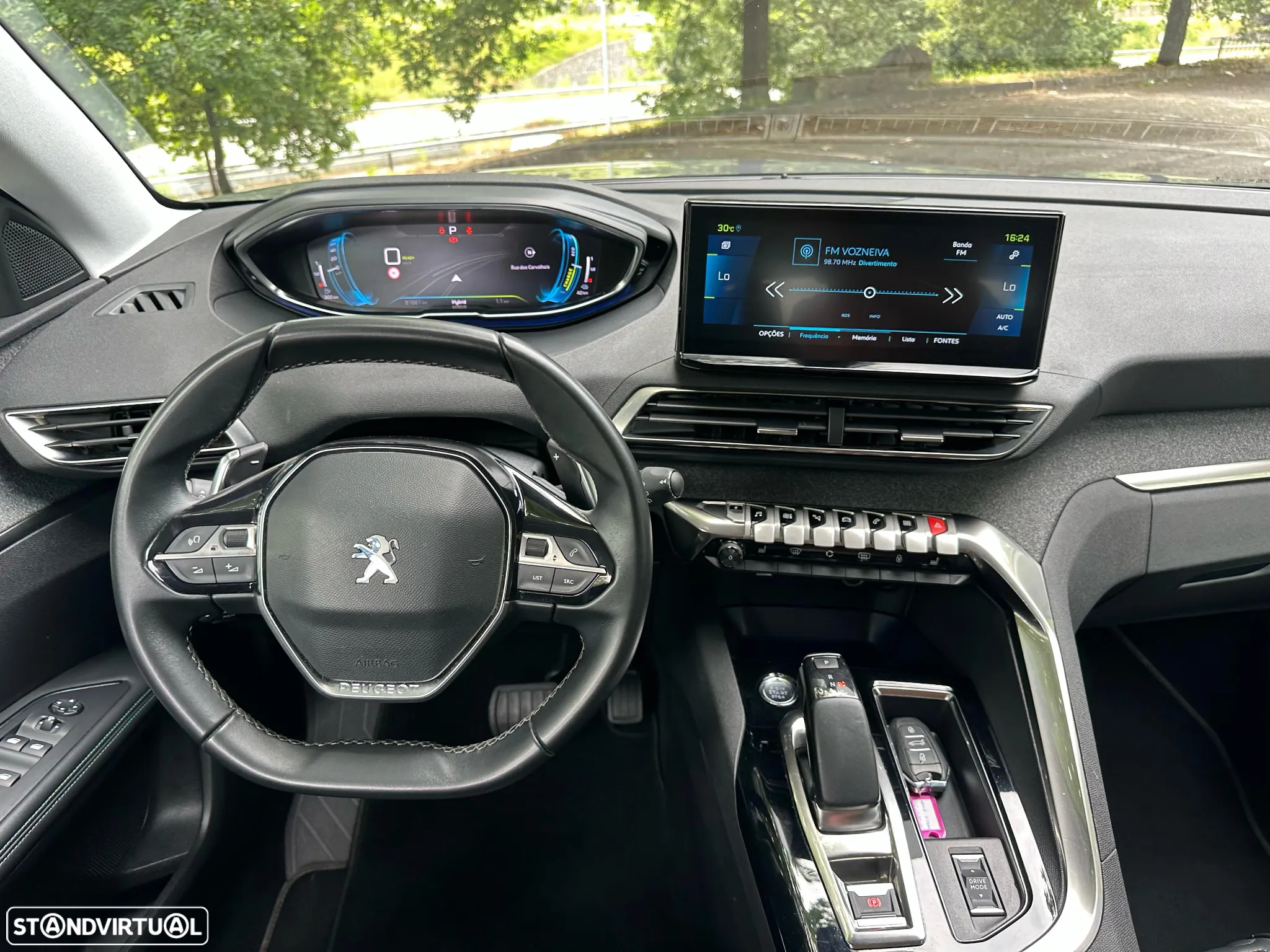Peugeot 3008 1.6 Hybrid4 Allure Pack e-EAT8 - 30