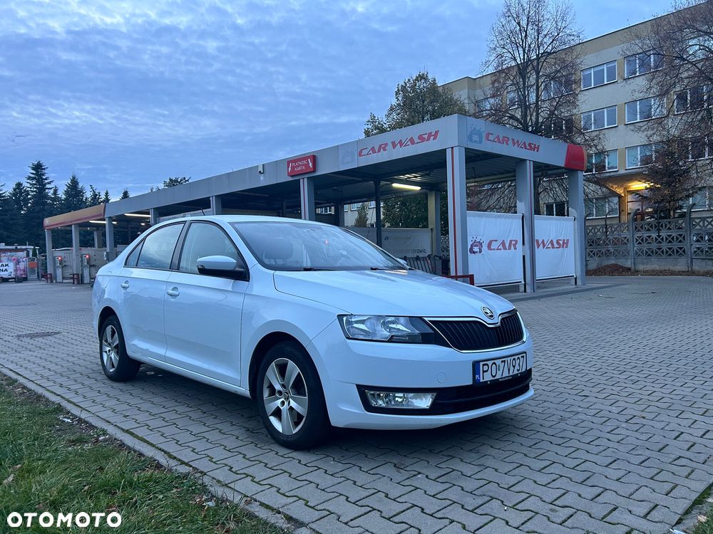 Skoda RAPID 1.2 TSI Ambition - 6