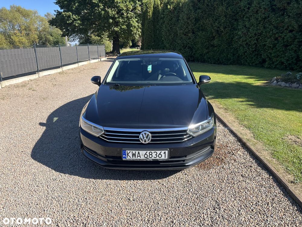 Volkswagen Passat - 2