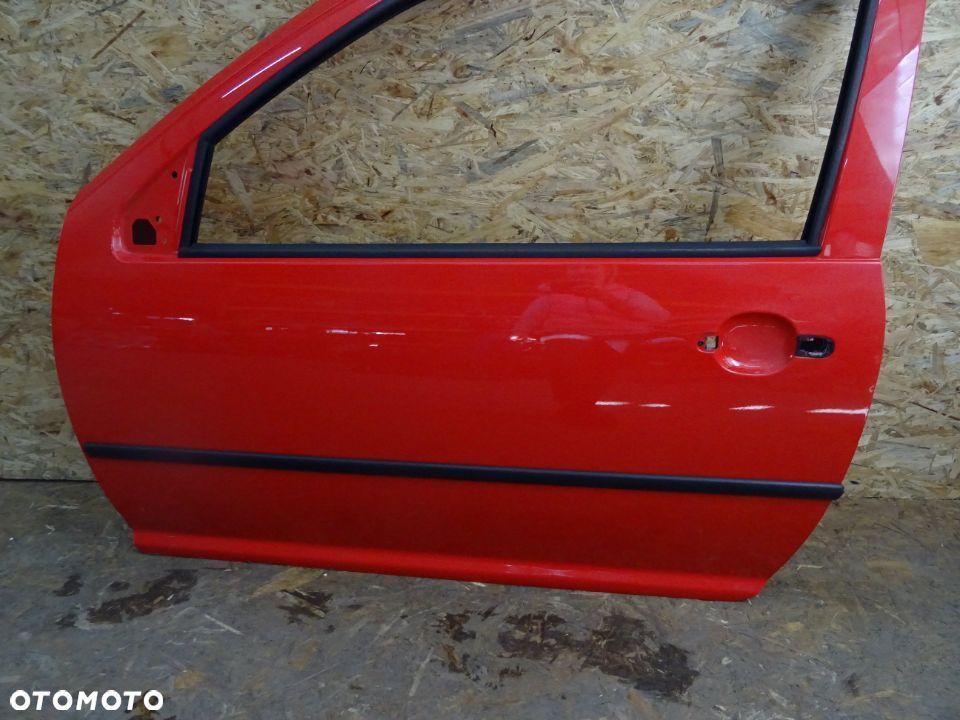 DRZWI LEWY PRZÓD LEWA PRZEDNIA VW GOLF IV HB 3D LAK: LP3G - 3