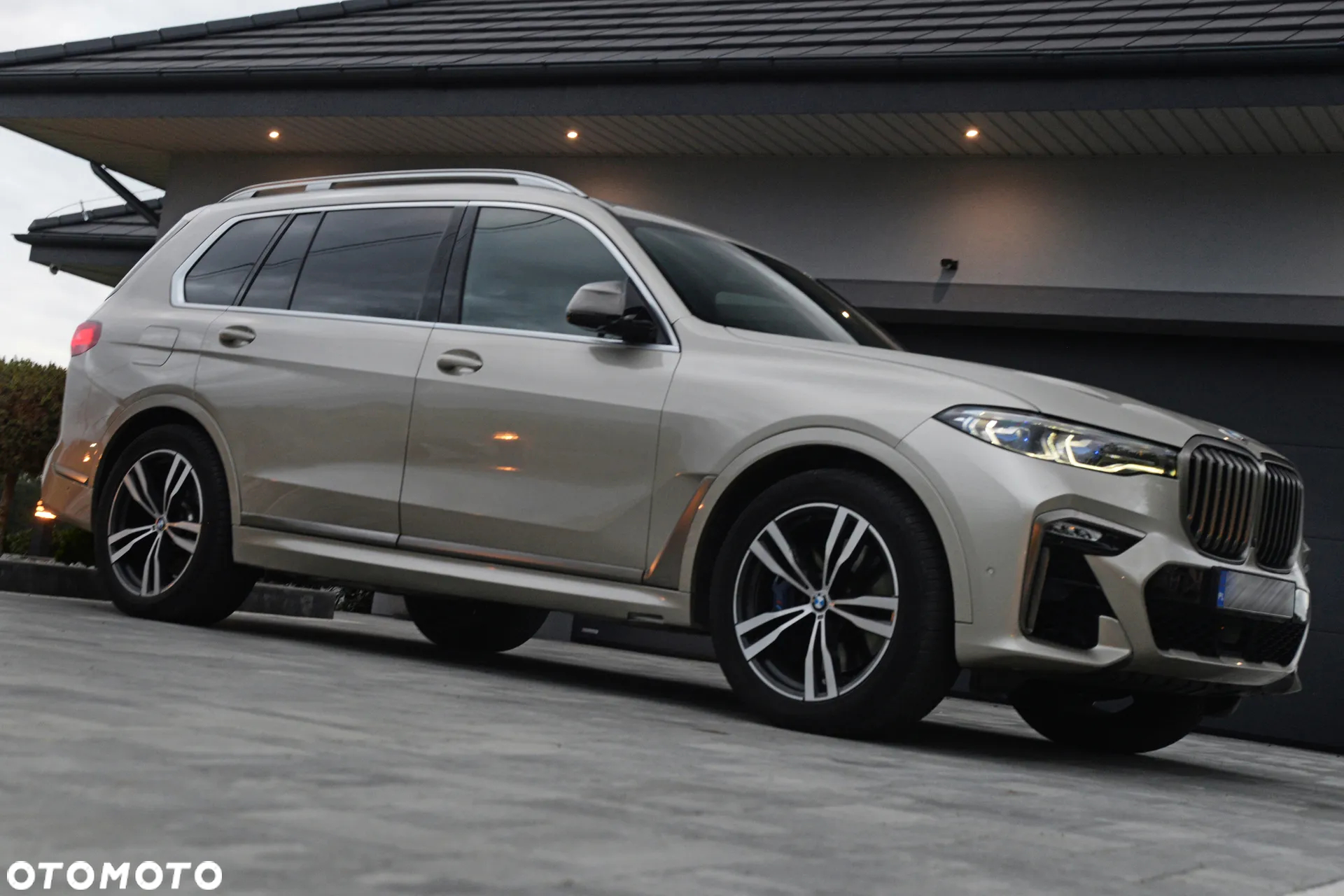 BMW X7 M50d sport - 16