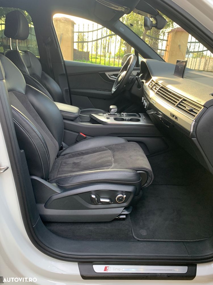 Audi Q7 - 7