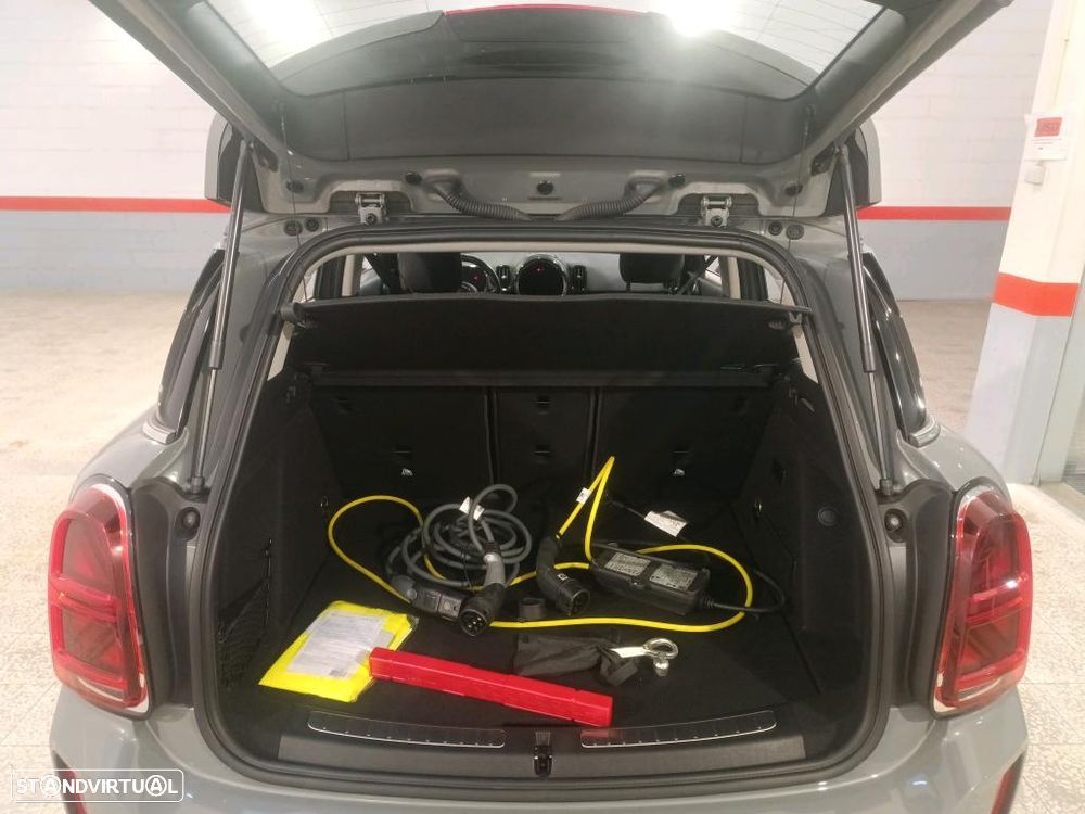 MINI Countryman Cooper SE Premium Essential Auto - 12