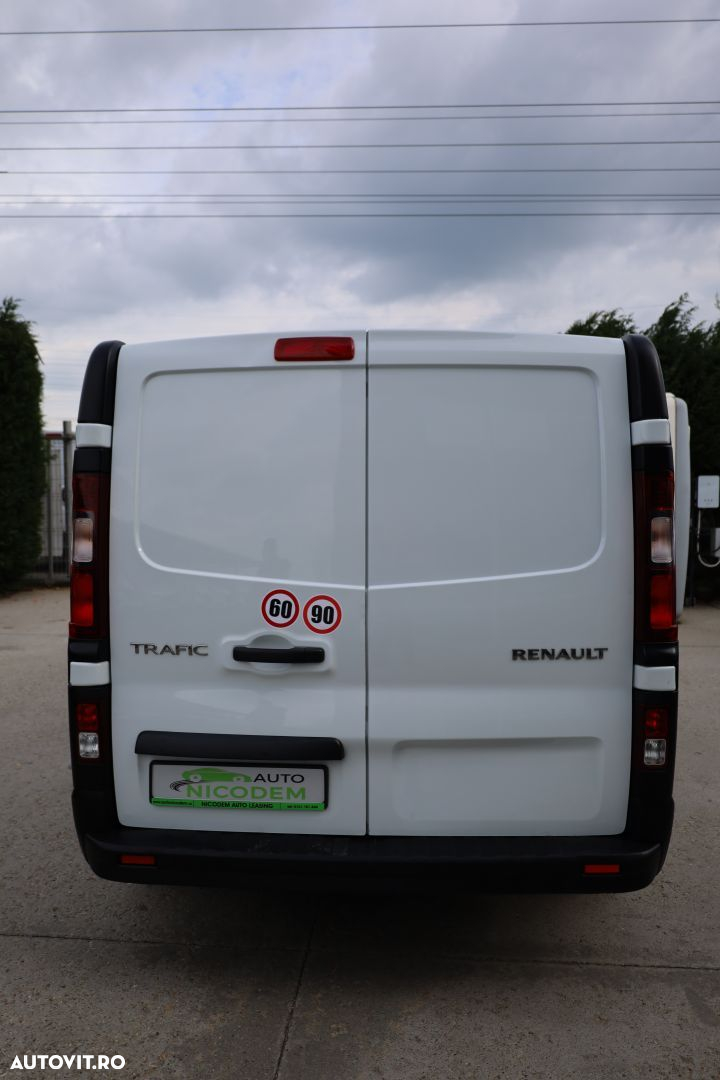 Renault Trafic 2,0 dci L2H1 - 6