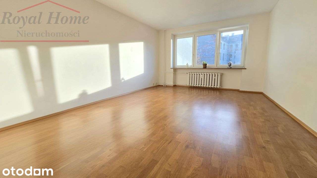 Przestronne, ładne, 2 pok przy Rynku.