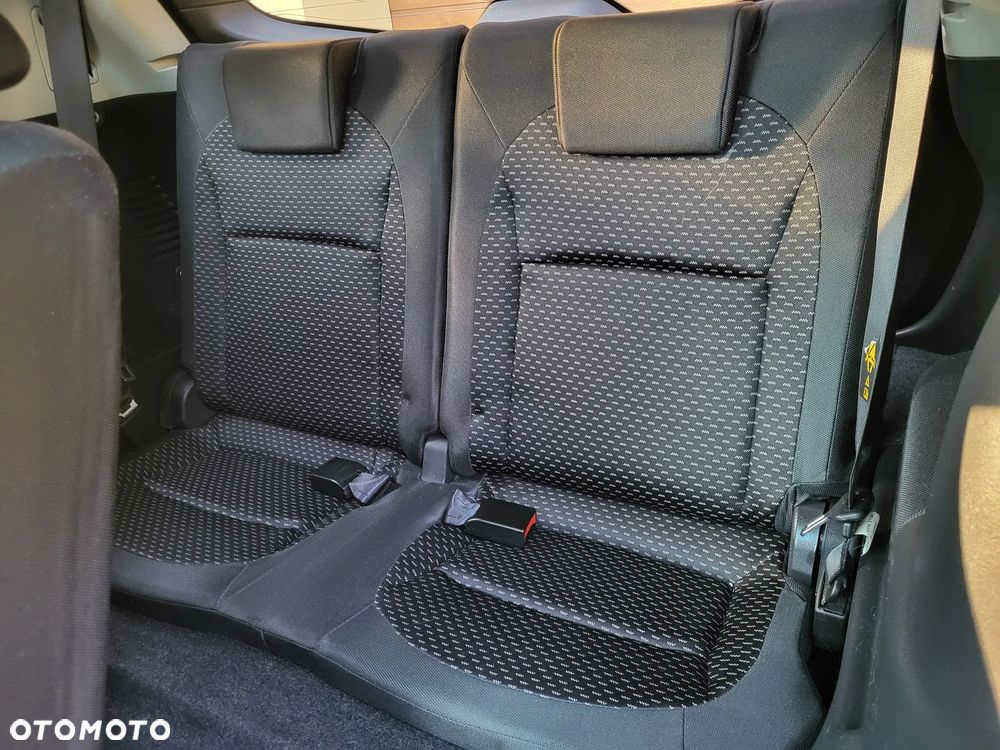Nissan Qashqai+2 2.0 visia - 10