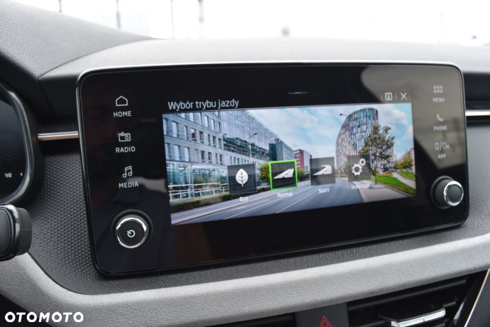Skoda Kamiq 1.5 TSI Selection - 17