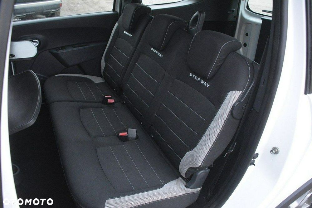 Dacia Lodgy 1.2 TCe Stepway - 31