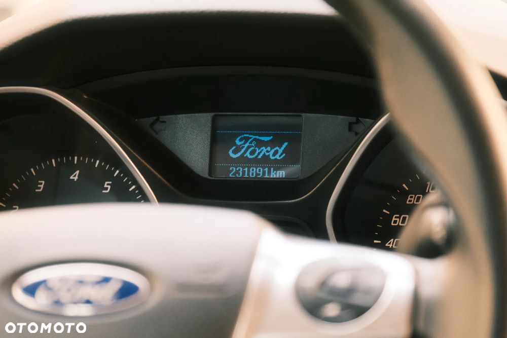 Ford Focus 1.6 EcoBoost Trend - 21