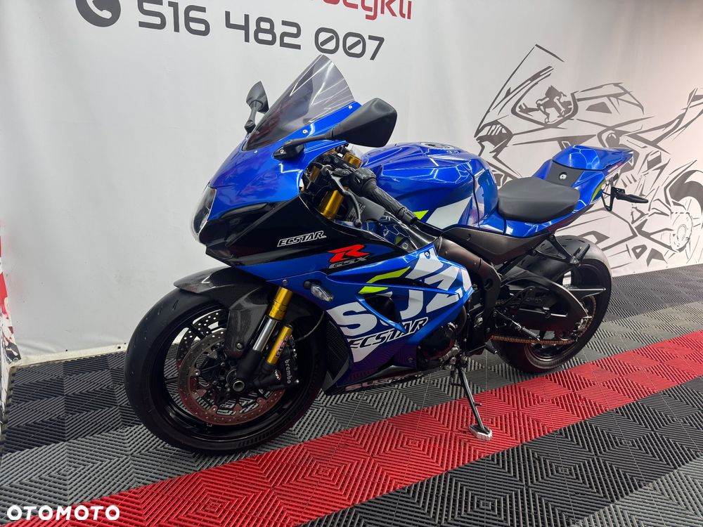Suzuki GSX-R - 6