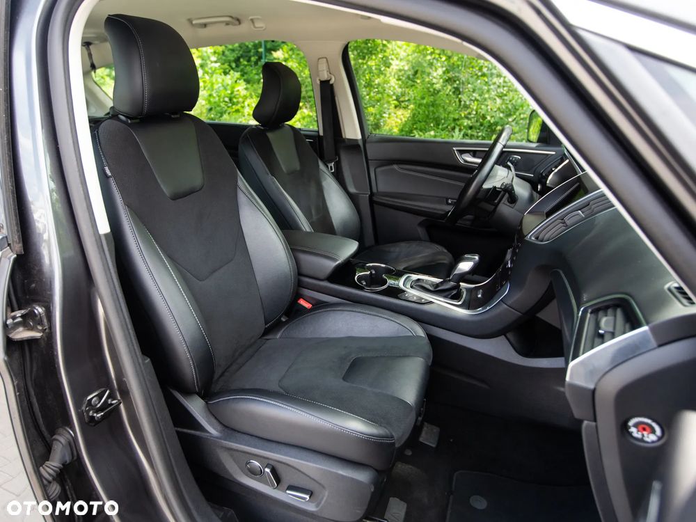Ford S-Max 2.0 TDCi Bi-Turbo Titanium PowerShift - 21
