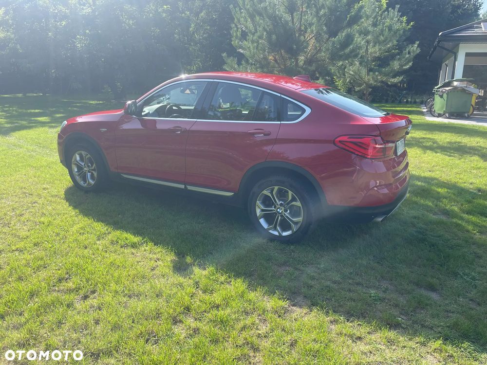 BMW X4 xDrive20d xLine - 16