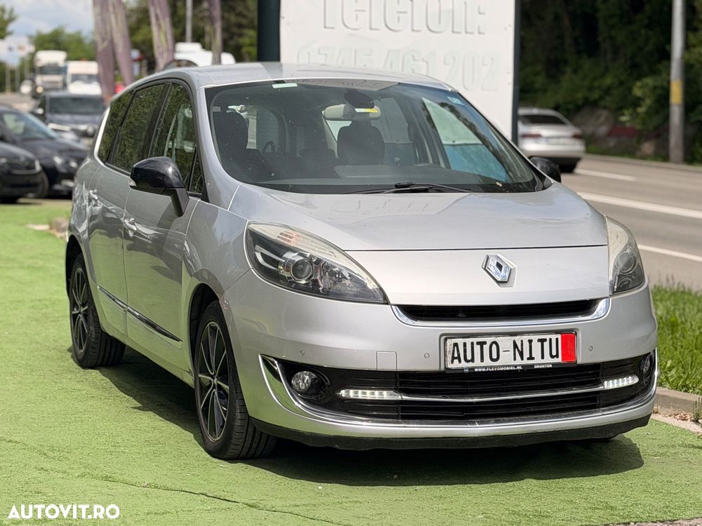 Renault Grand Scenic - 1