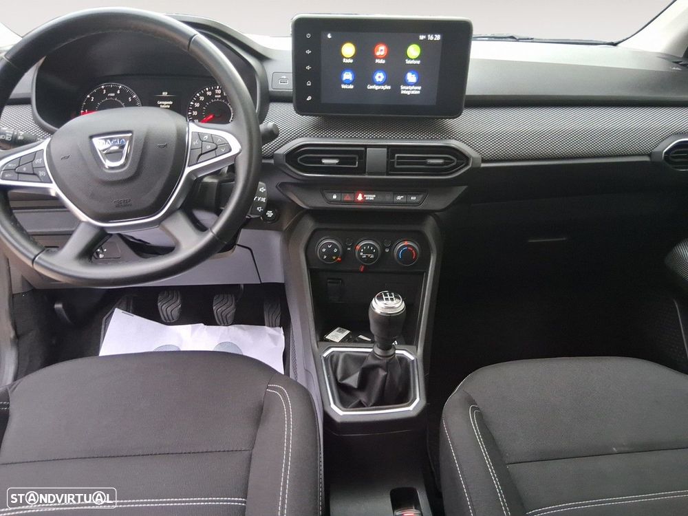 Dacia Sandero - 10