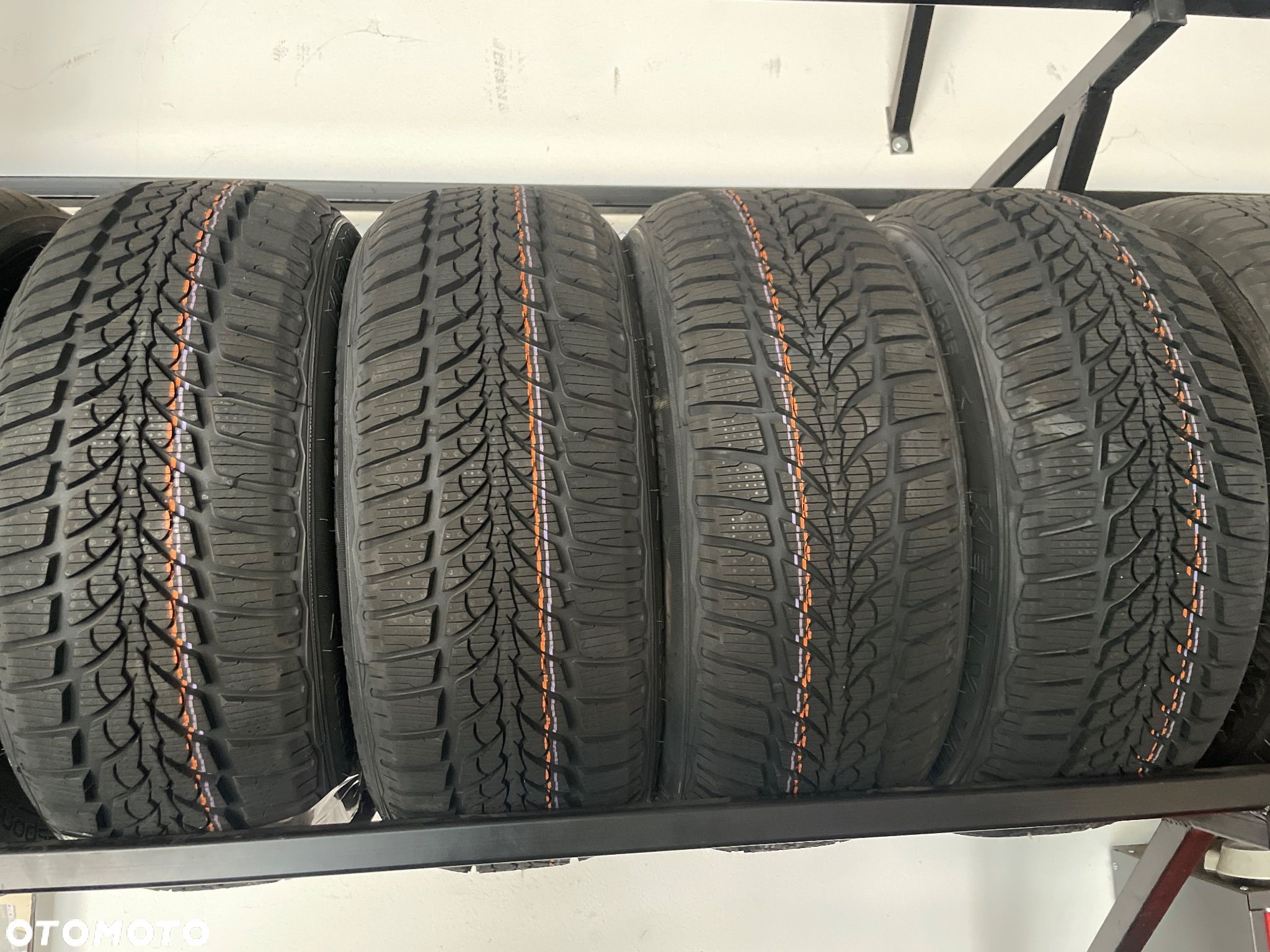 OPONY zimowe 205/55R16 Kelly 91t - 1