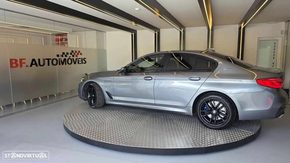 BMW 530 e iPerformance Pack M - 17