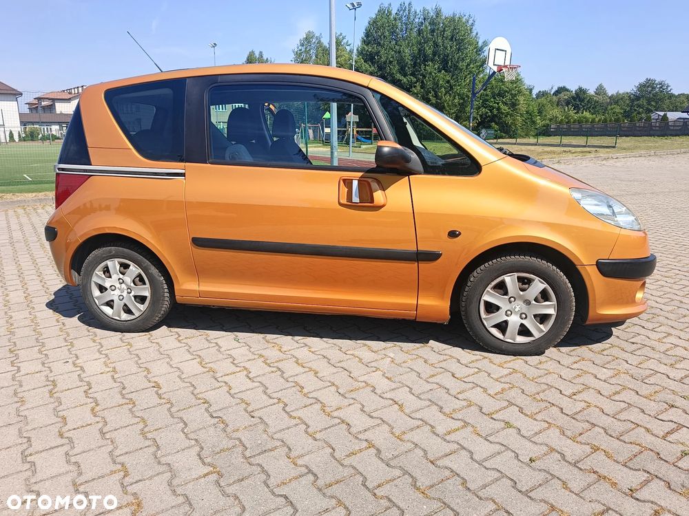 Peugeot 1007 1.4 Trendy - 9