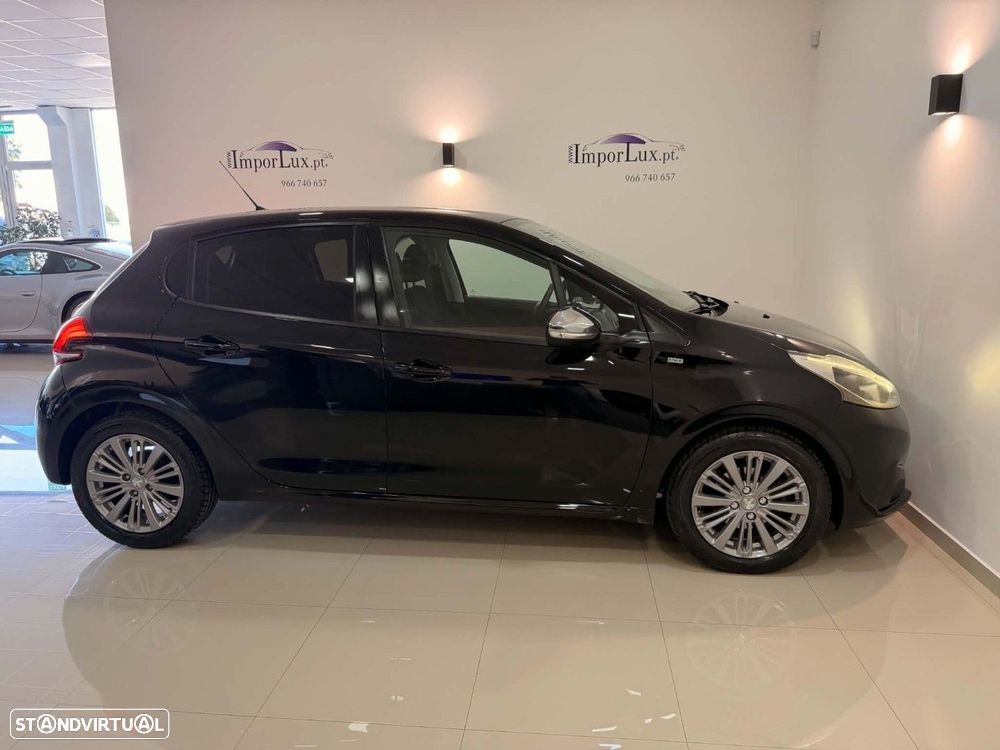 Peugeot 208 1.6 BlueHDi Style - 6