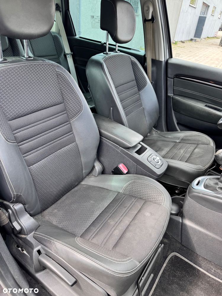 Renault Scenic 1.5 dCi Energy Bose EU6 - 13
