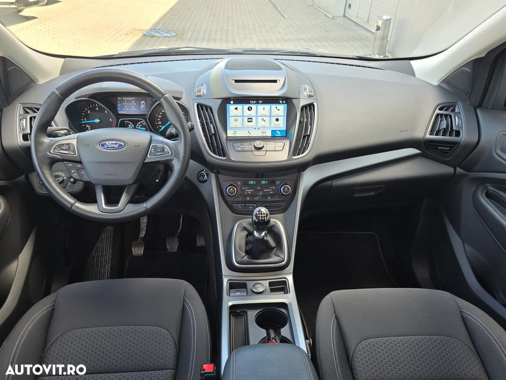 Ford Kuga 1.5 TDCi 2WD Titanium - 19