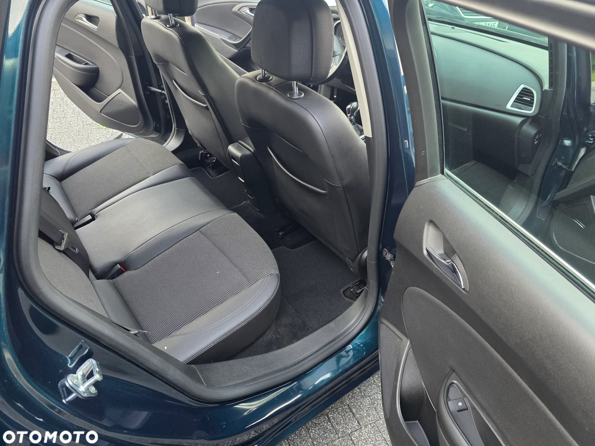 Opel Astra - 14