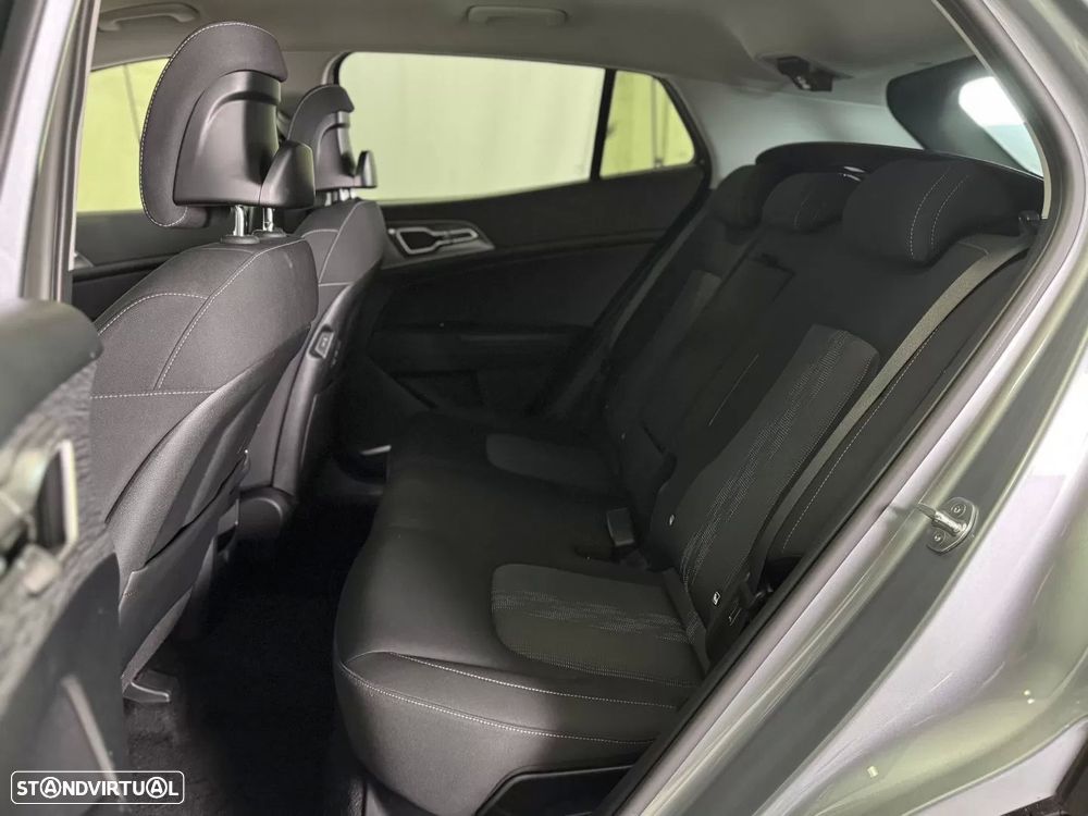 Kia Sportage 1.6 T-GDI Drive - 26