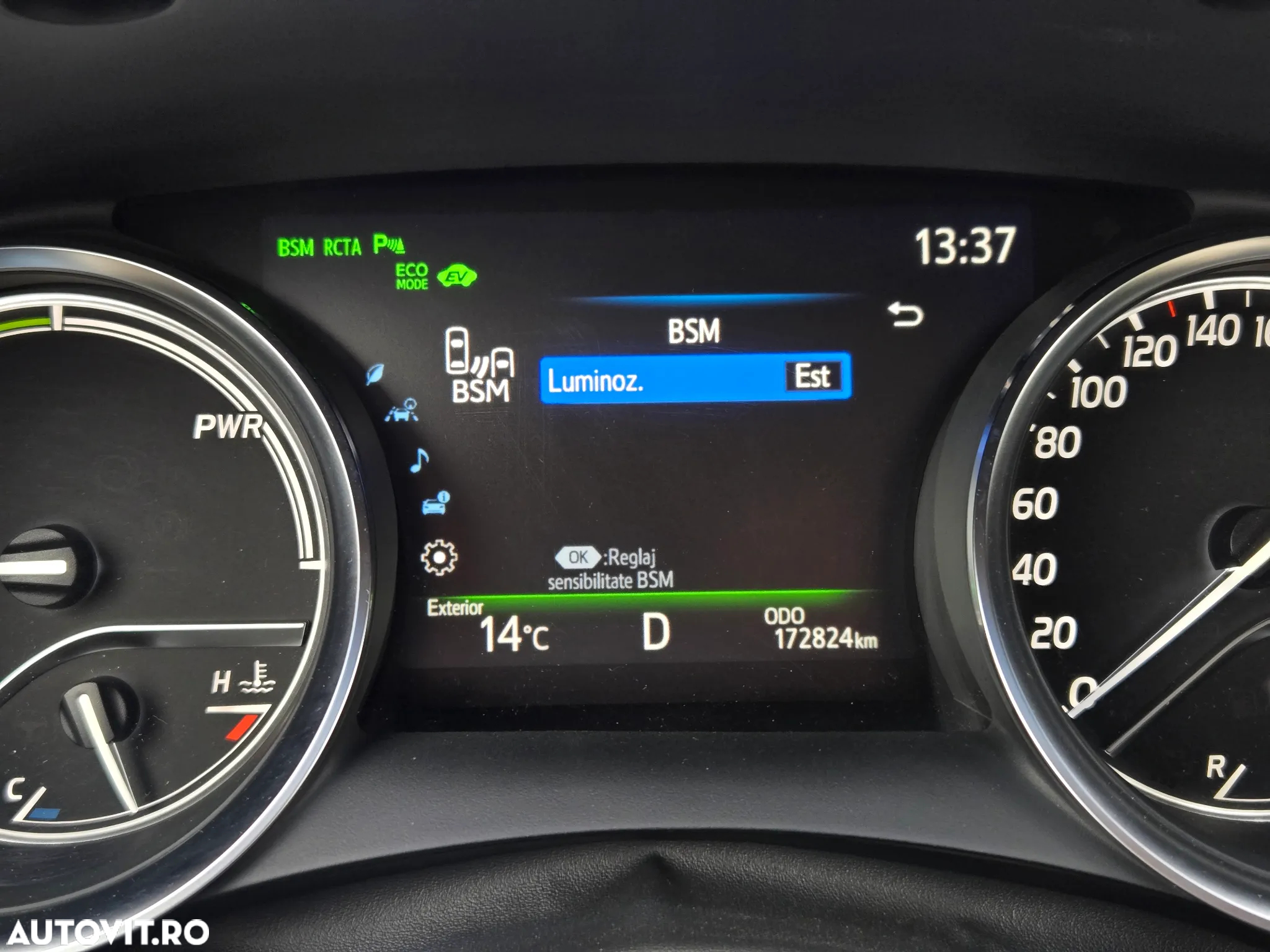 Toyota Camry 2.5 Hybrid Exclusive - 18