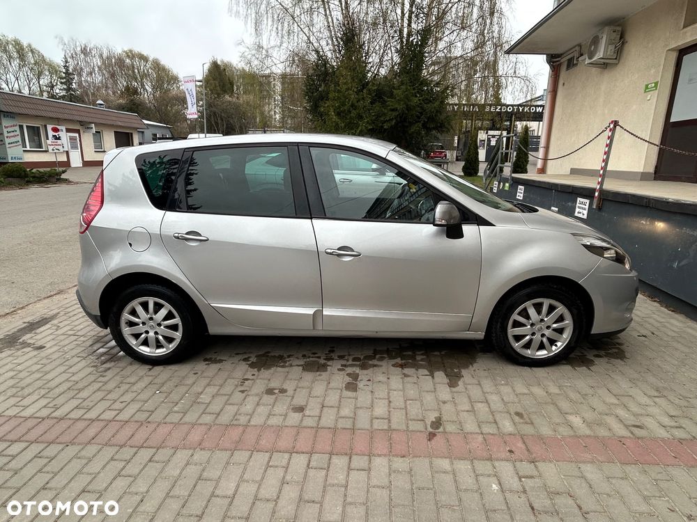 Renault Scenic 1.5 dCi Emotion - 3
