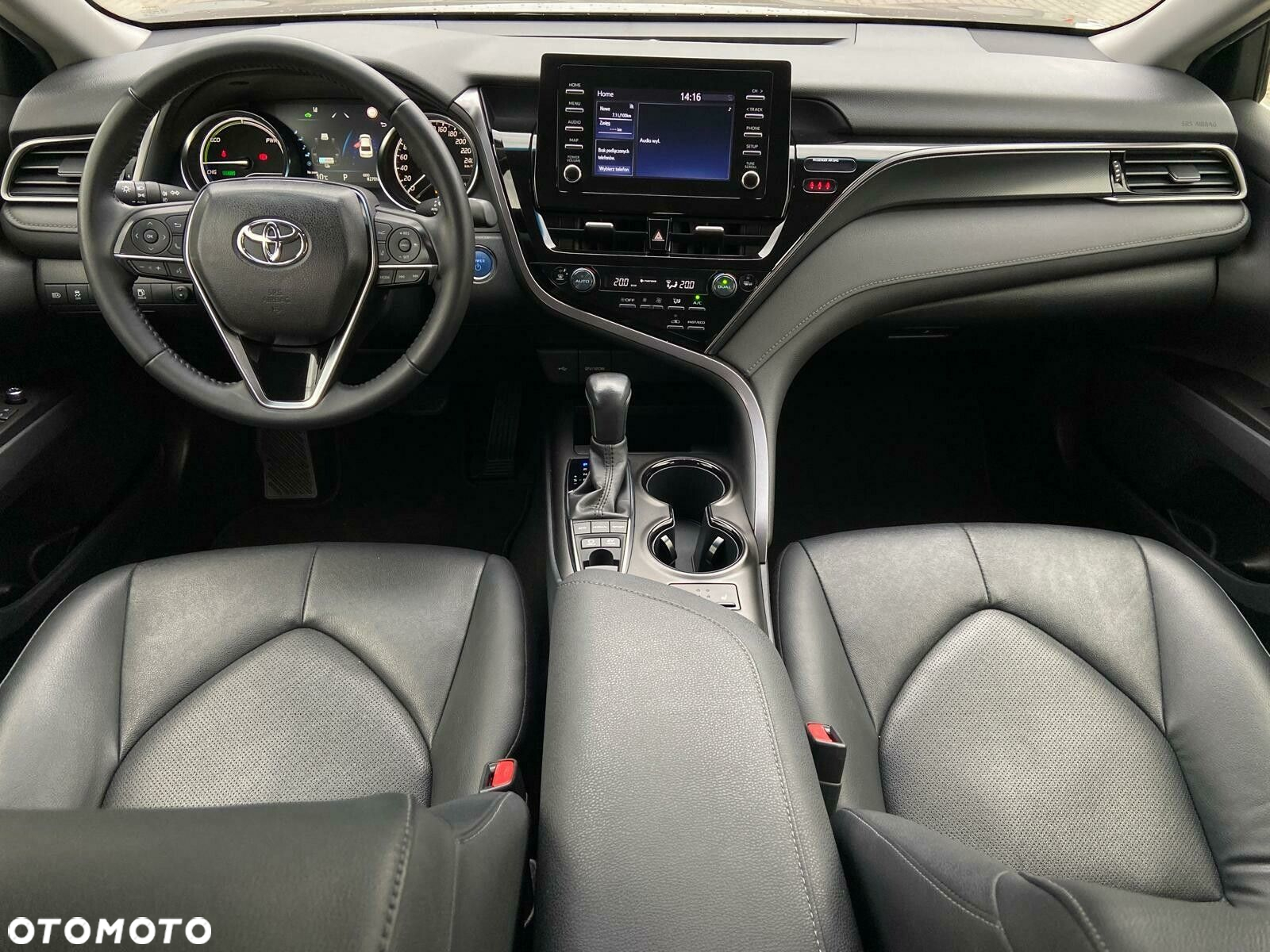 Toyota Camry 2.5 Hybrid Comfort CVT - 14