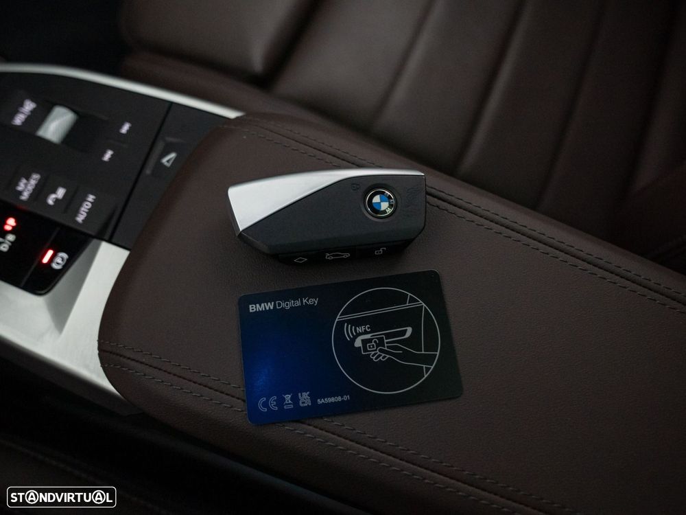 BMW iX1 xDrive30 Pack Desportivo M Pro - 35