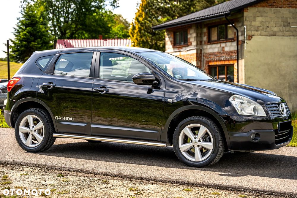 Nissan Qashqai 2.0 dCi 4 x 4 DPF tekna - 15