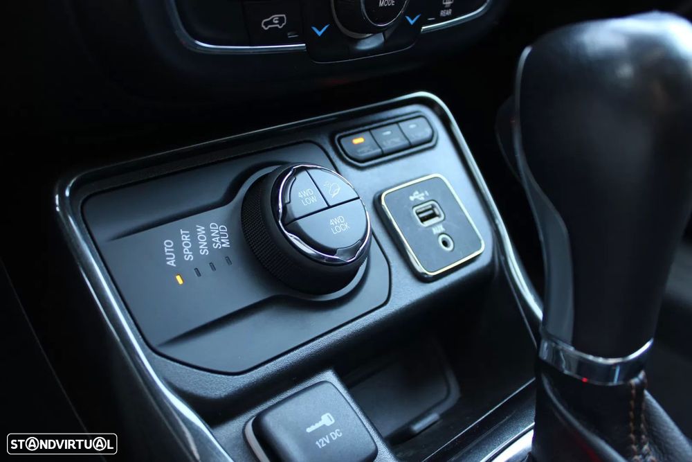 Jeep Compass 1.3 T-GDI 4xe Auto Limited - 11
