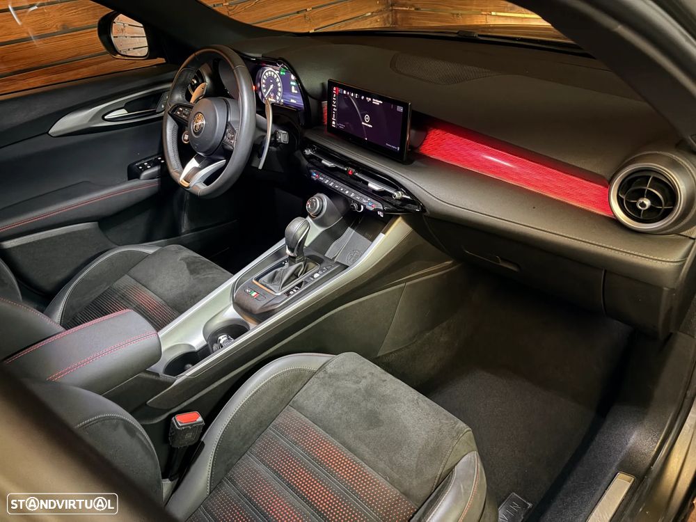 Alfa Romeo Tonale 1.5 Hybrid Edizione Speciale - 10