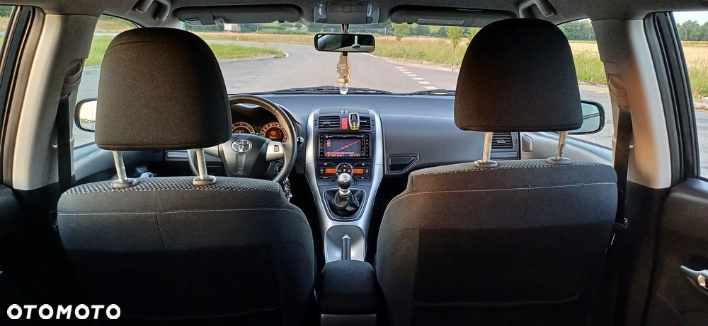 Toyota Auris 1.4 D-4D - 14