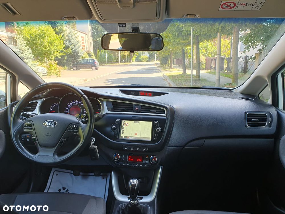 Kia Ceed 1.6 GDI XL - 9