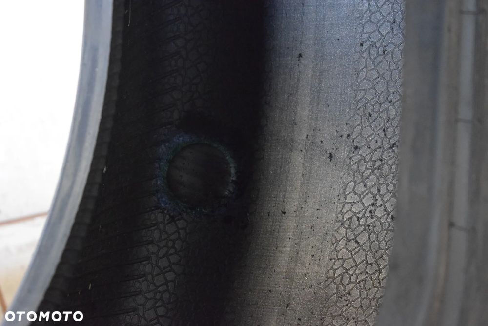 R16C 235/65 Continental ContiVanContact 200 - 9