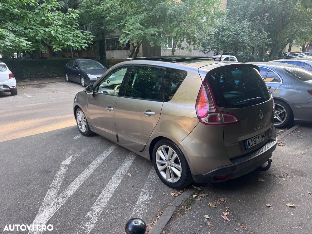 Renault Scenic 1.9dCi Privilege - 11