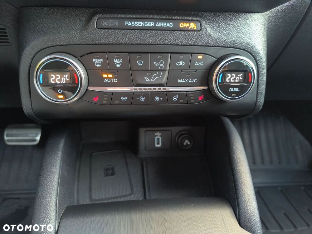 Ford Focus 2.0 TDCi ST-Line Black ASS PowerShift - 11