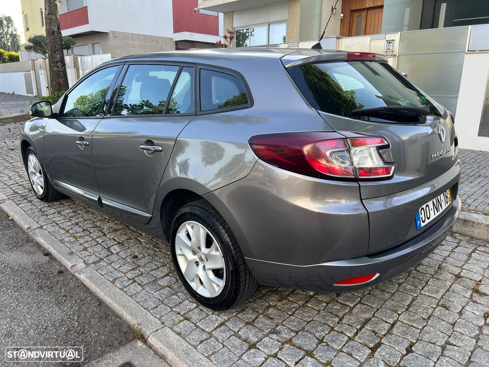 Renault Mégane Sport Tourer 1.5 dCi Dynamique - 4