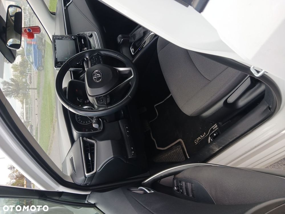 Toyota Corolla 1.8 Hybrid Comfort - 20