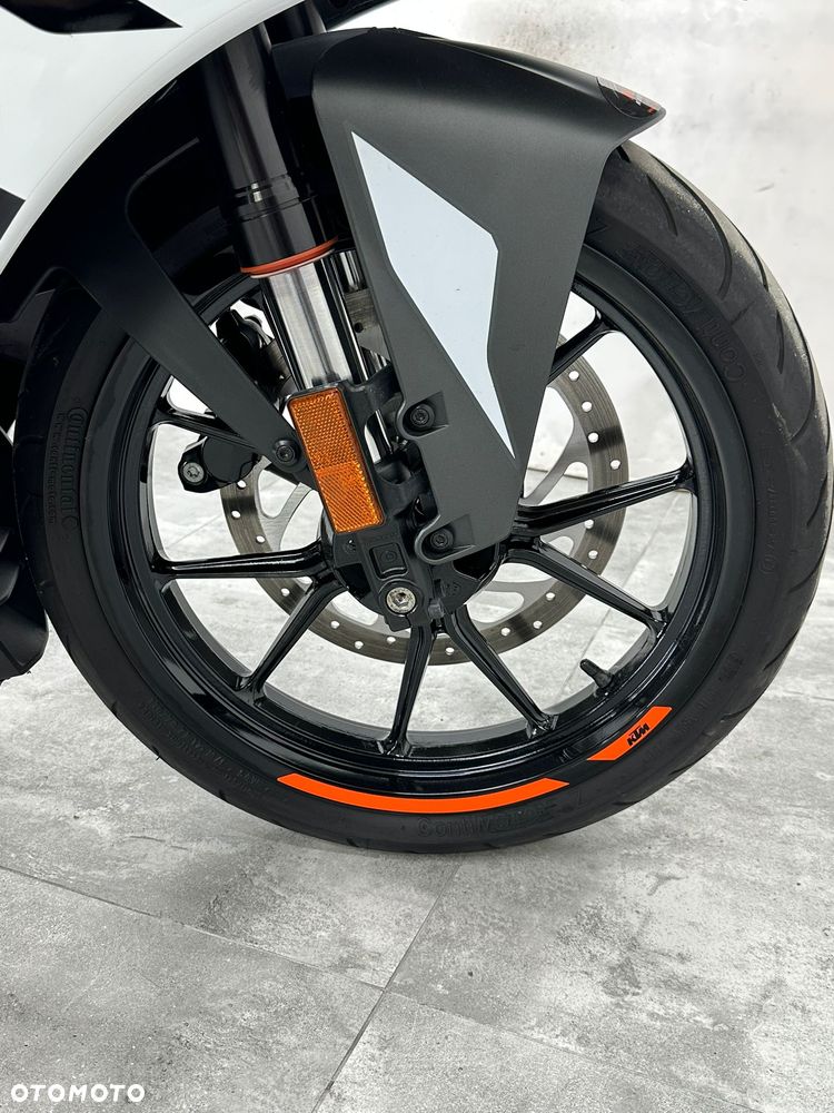 KTM RC 390 - 23