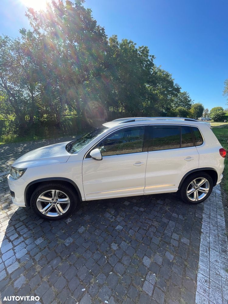 Volkswagen Tiguan 2.0 TDI 4Motion DSG Sport & Style - 13