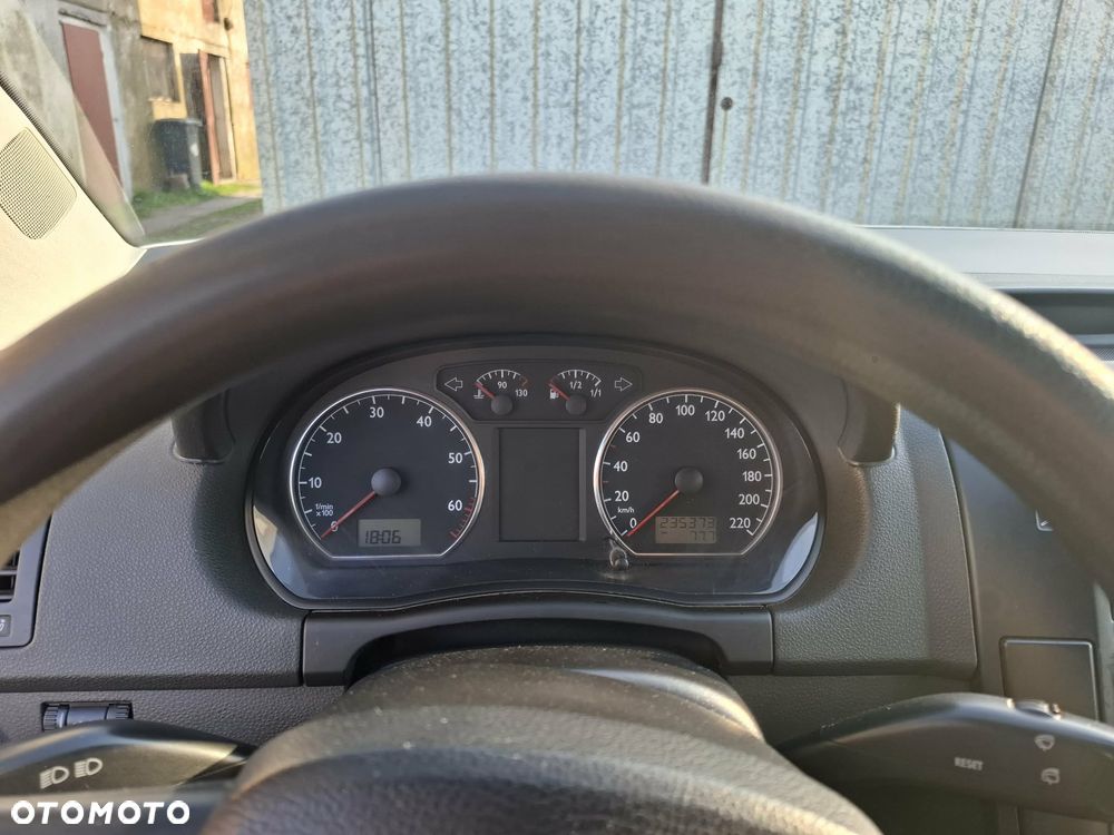 Volkswagen Polo - 7