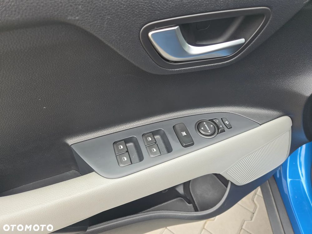 Kia Stonic 1.0 T-GDI L Business Line - 11